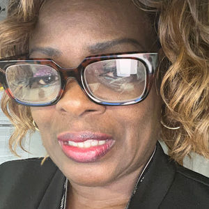 Meet your Posher, Dora